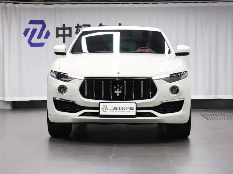 Maserati Levante 2.0 T GT Sharp Edge