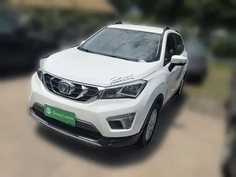 Changan CS15 1.5 L Auto Fashion