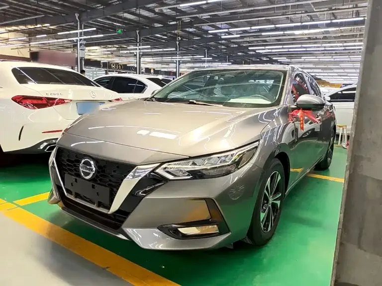 Nissan Sylphy 1.6 L XL CVT Joy