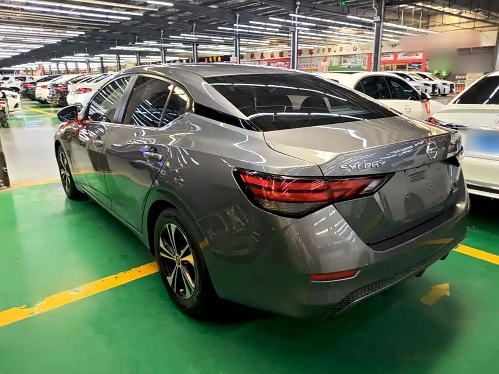 Sylphy 1.6 L XL CVT Joy
