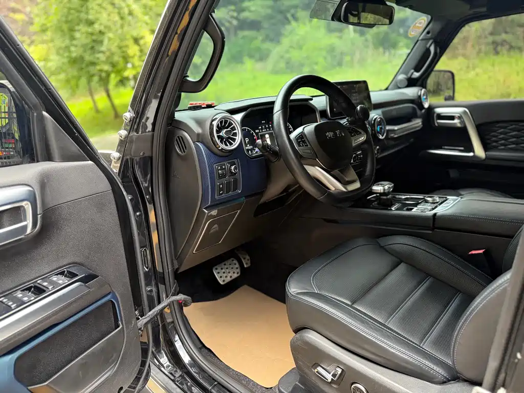 BAIC BJ40 2.0 D Auto 4 WD Blade Hero Swordsman