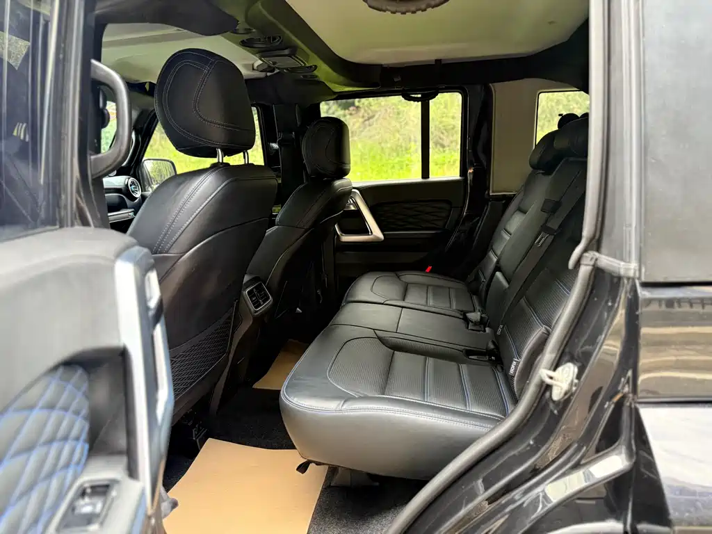 BAIC BJ40 2.0 D Auto 4 WD Blade Hero Swordsman