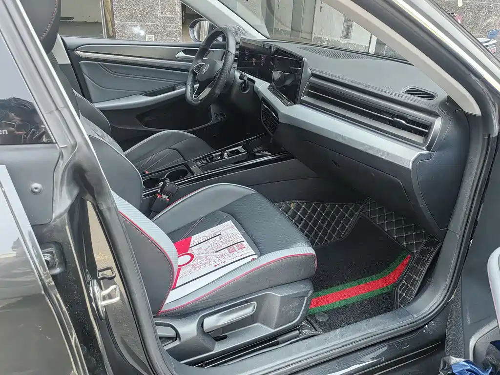 Lamando Lamando L 280 TSI DSG Spicy Cool