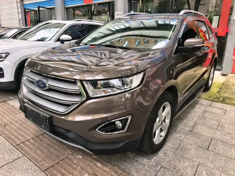 Ford Edge EcoBoost 245 2 WD Elite Sharp 5-seat