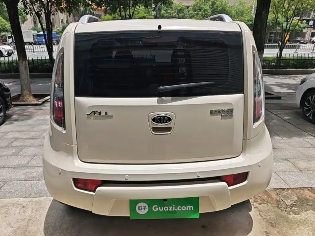 Soul 1.6 L AT GL