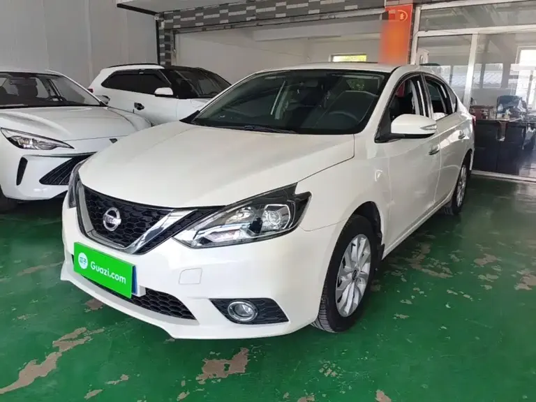 Nissan Sylphy 1.6 XV CVT Connected Premium CN-VI