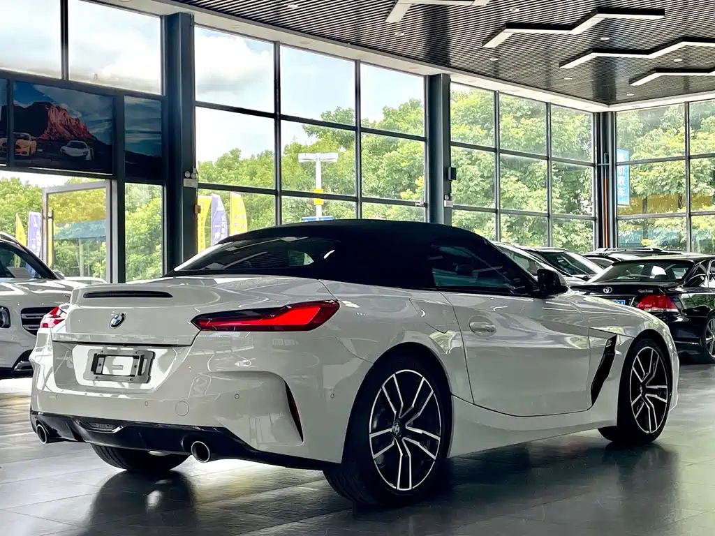 BMW Z4 sDrive 25 i M Sport Package