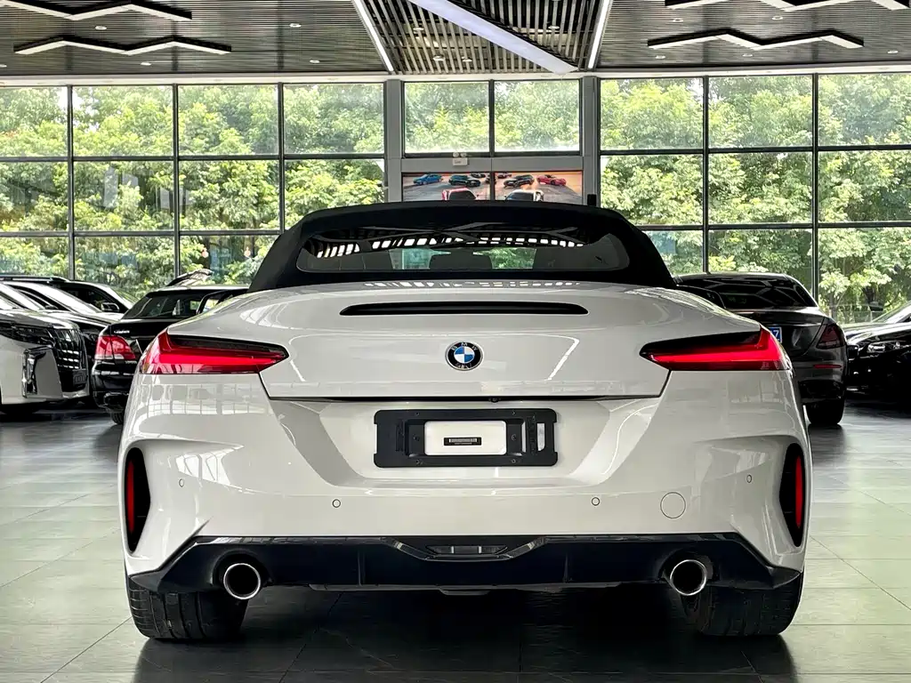 BMW Z4 sDrive 25 i M Sport Package
