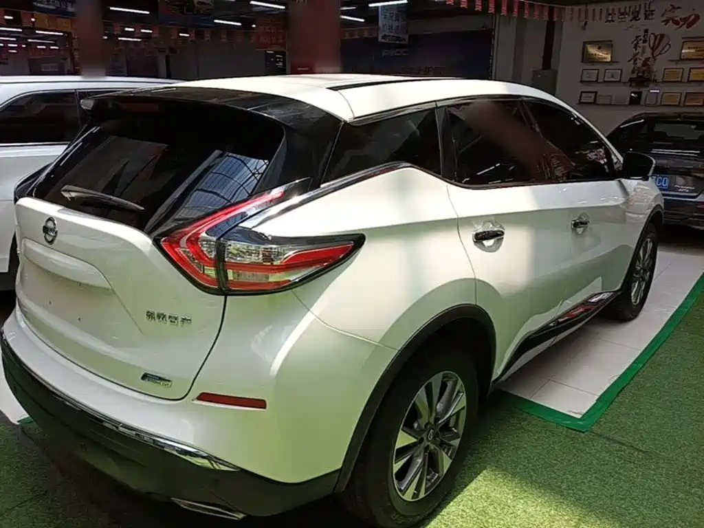 Murano 2.5 L XL 2 WD Connected Luxury