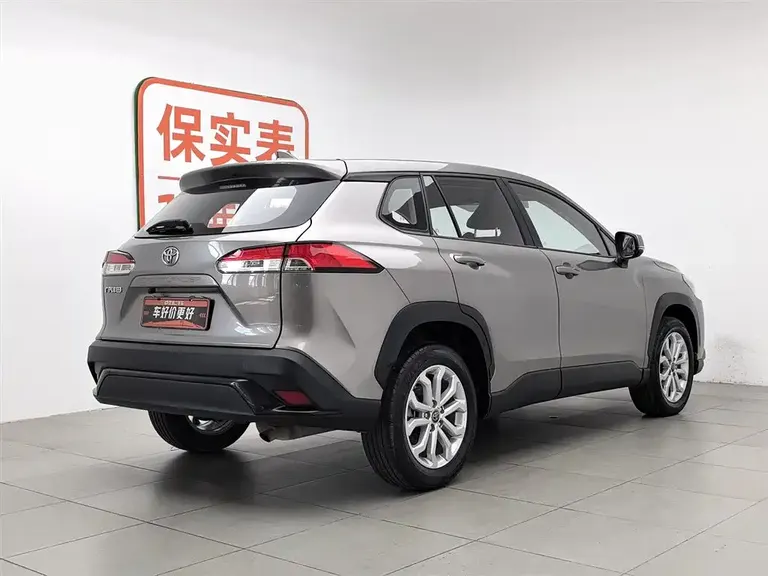 Toyota Frontlander 2.0 L CVT Elite