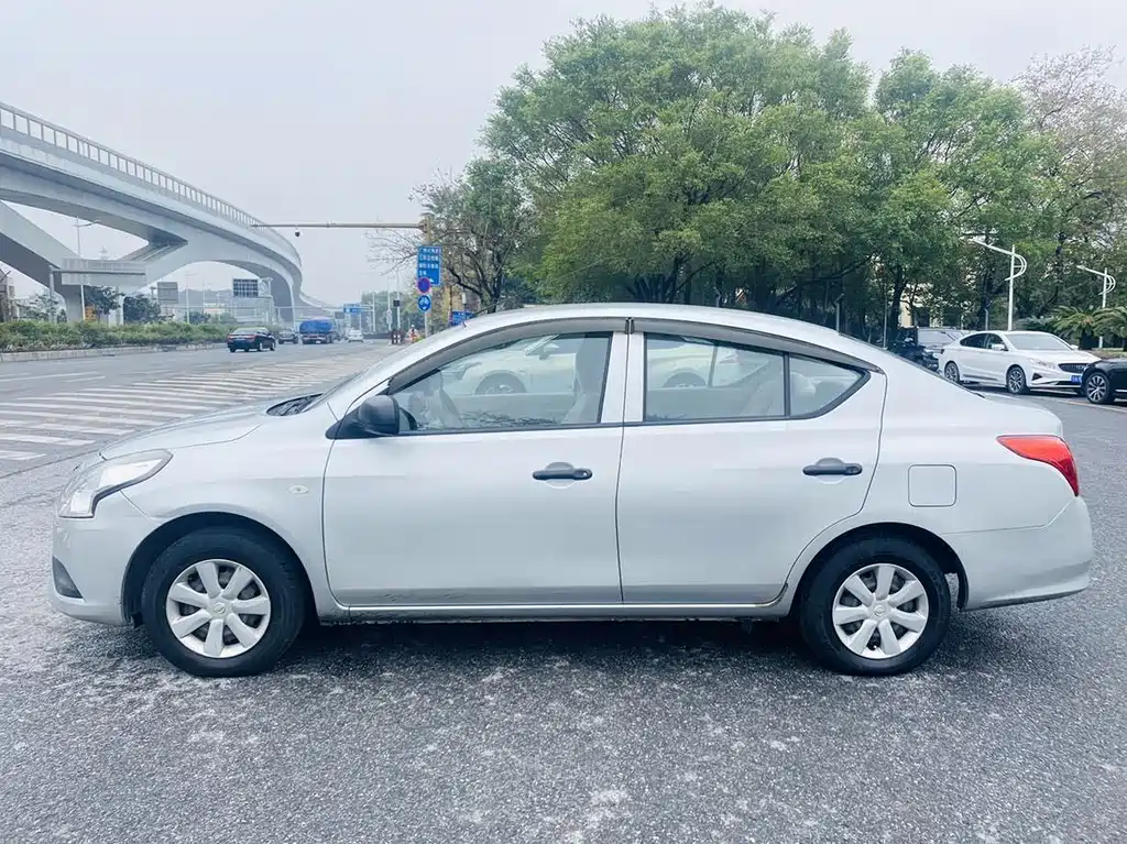 Sunny 1.5 XE CVT Comfort