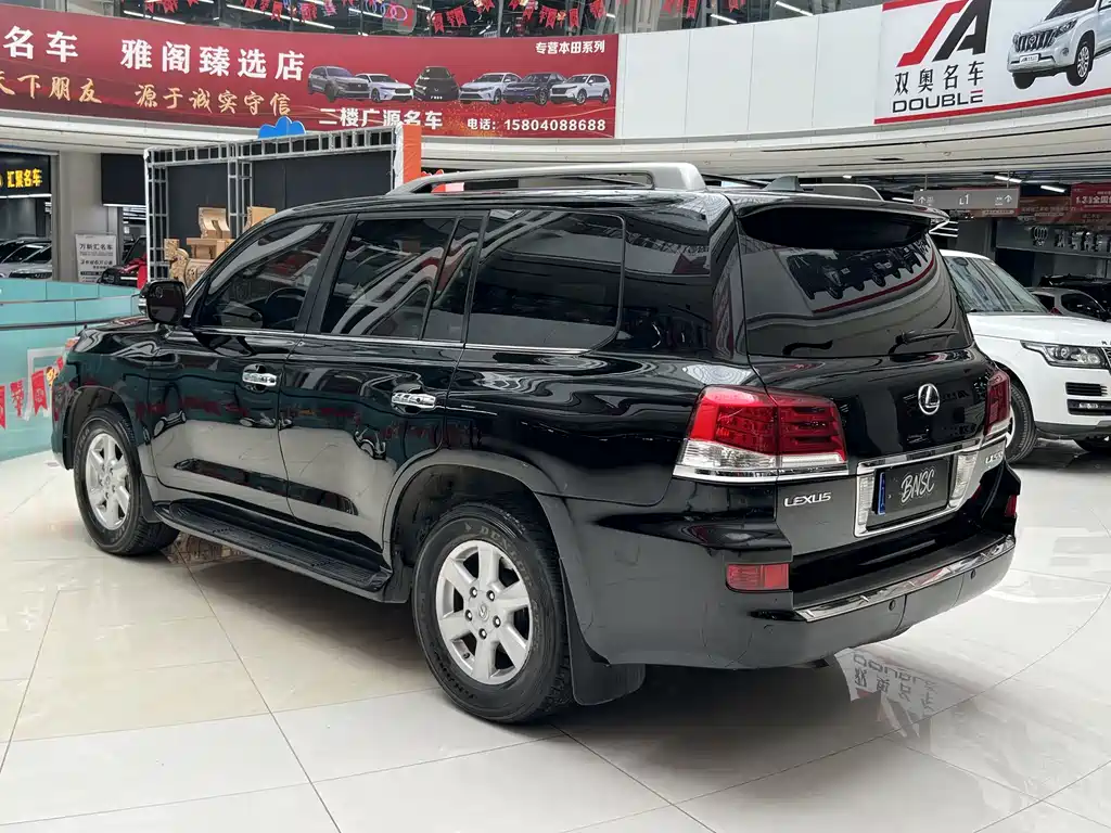 Lexus LX 570