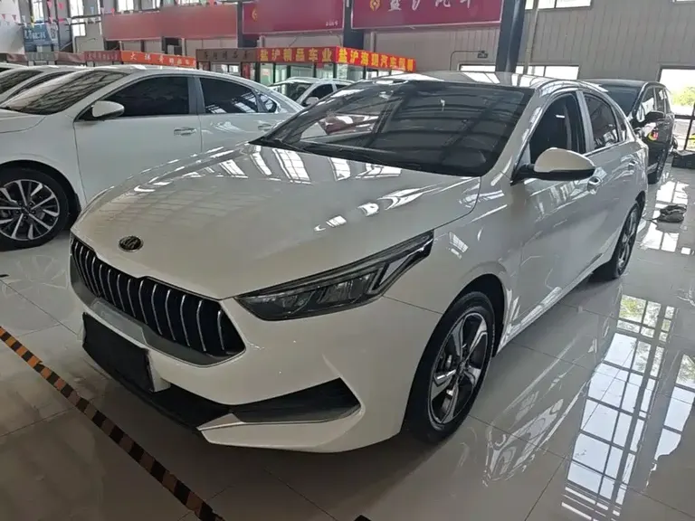 Kia K3 1.5 L CVT New Sharp