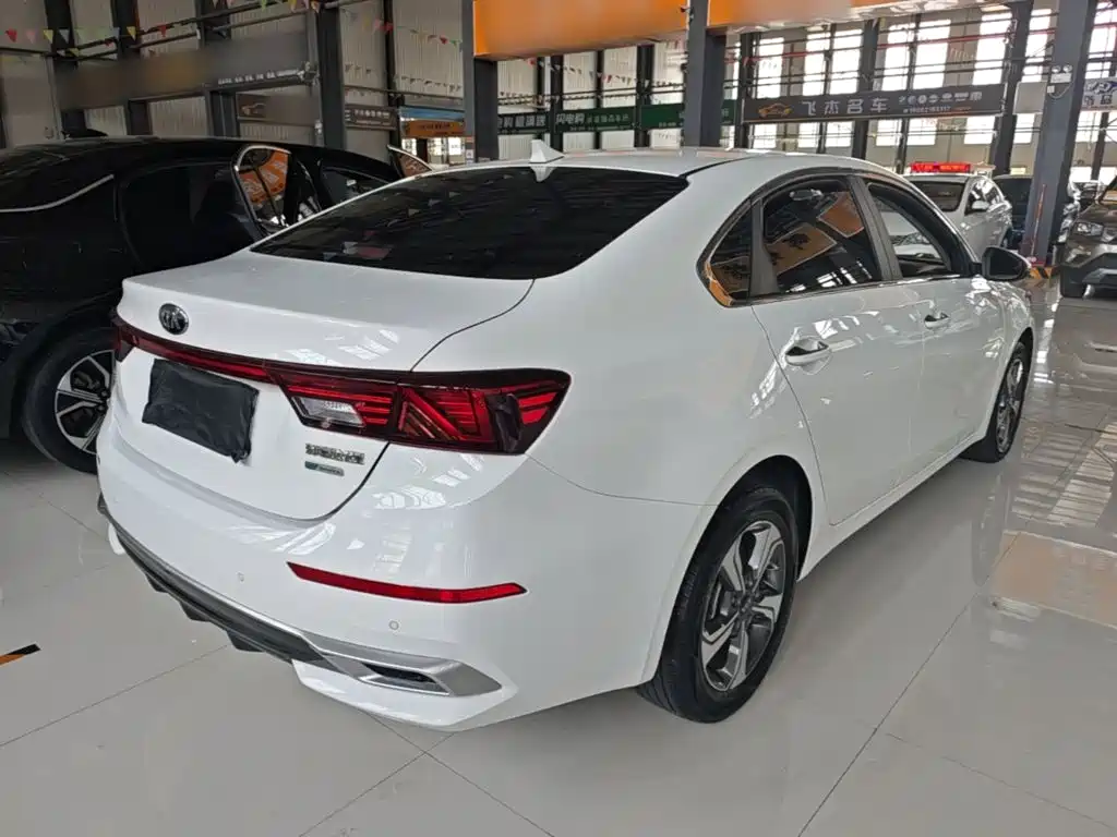 Kia K3 1.5 L CVT New Sharp