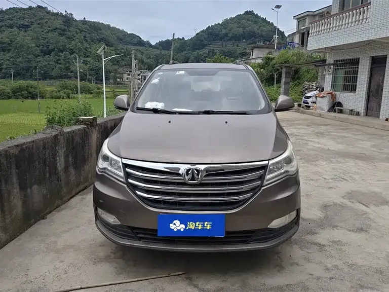 BAIC Weiwang M50 F 1.5 L Standard