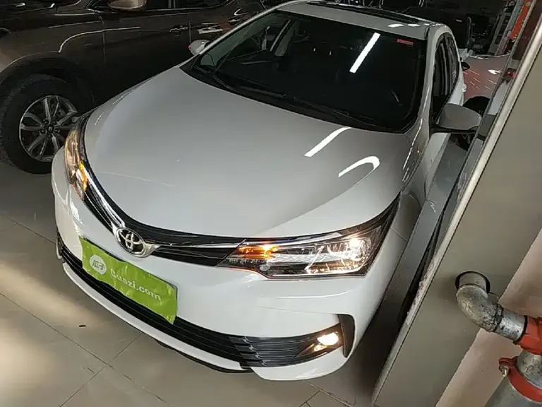 Toyota Corolla Facelift 1.2 T Manual GL-i