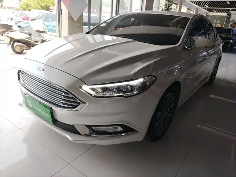 Ford Mondeo EcoBoost 180 Luxury