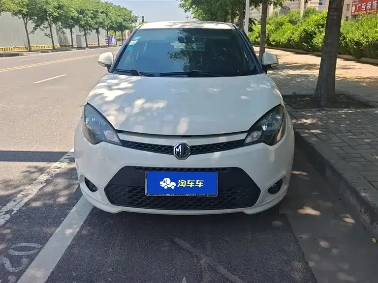 MG 3 1.3 L AMT Comfort