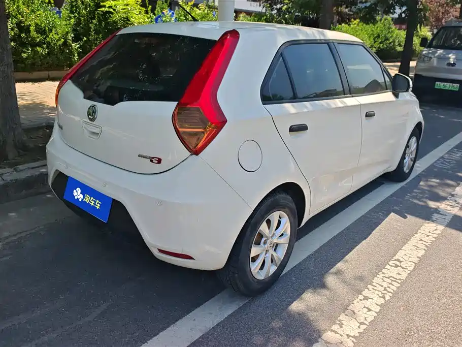MG 3 1.3 L AMT Comfort