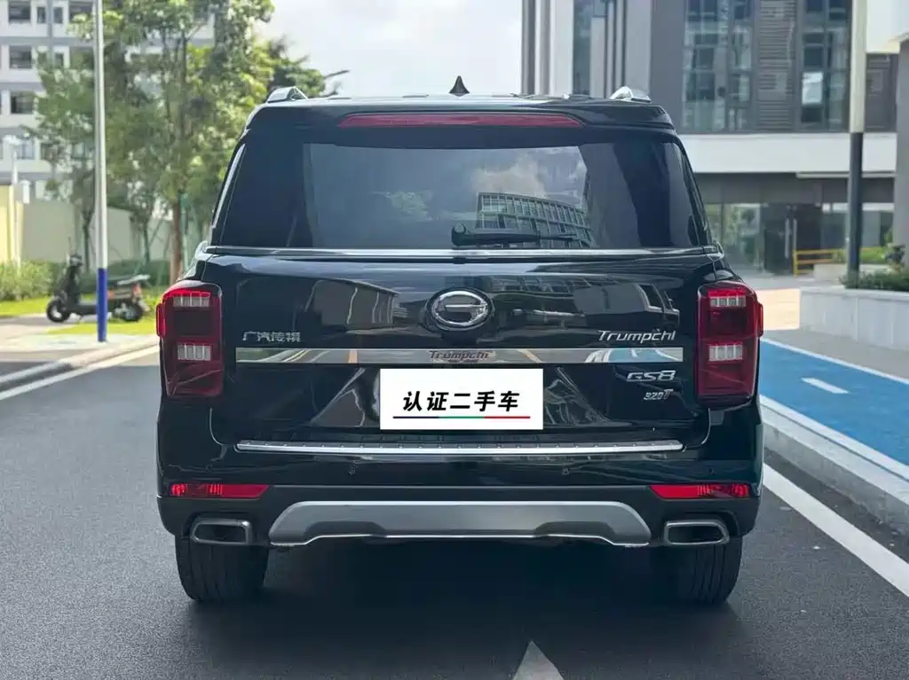 GAC Trumpchi GS8 320 T 2 WD Luxury (7-seat)