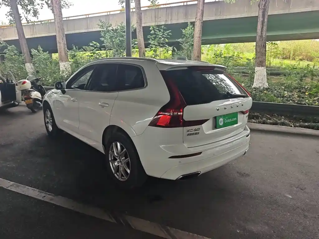 Volvo XC60 T5 4 WD Smart Ease CN-VI