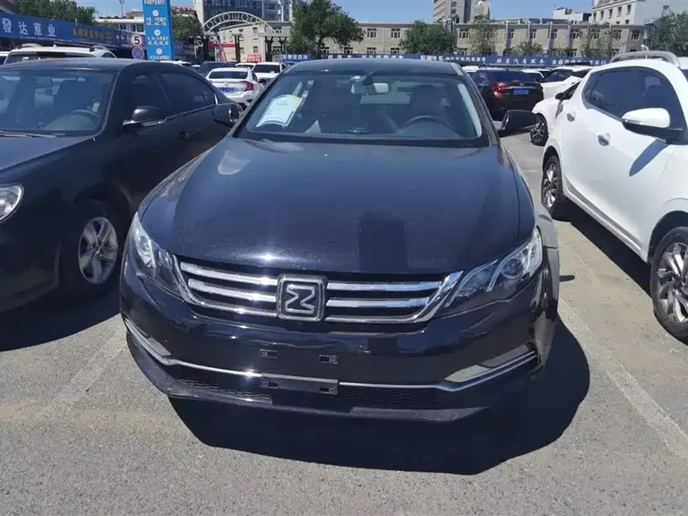 Zotye Z700 众泰Z700 2016款 1.8 T DCT公务版