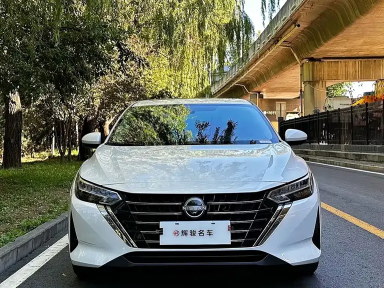 Nissan Sylphy 1.6 L CVT Sincere