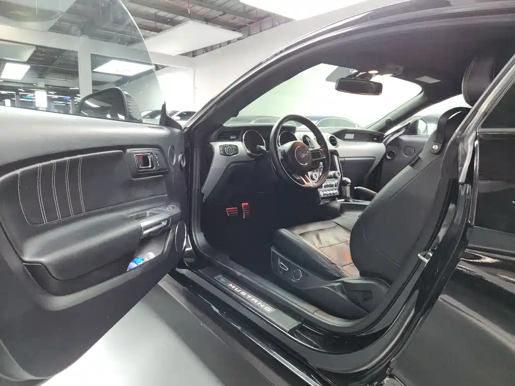 Mustang 2.3 T Performance