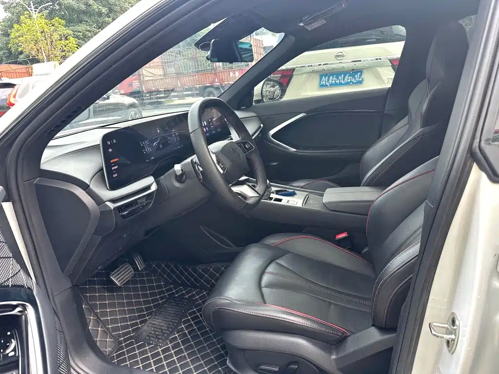 MG7 1.5 T DCT Supreme Beauty Comfort Enjoyment