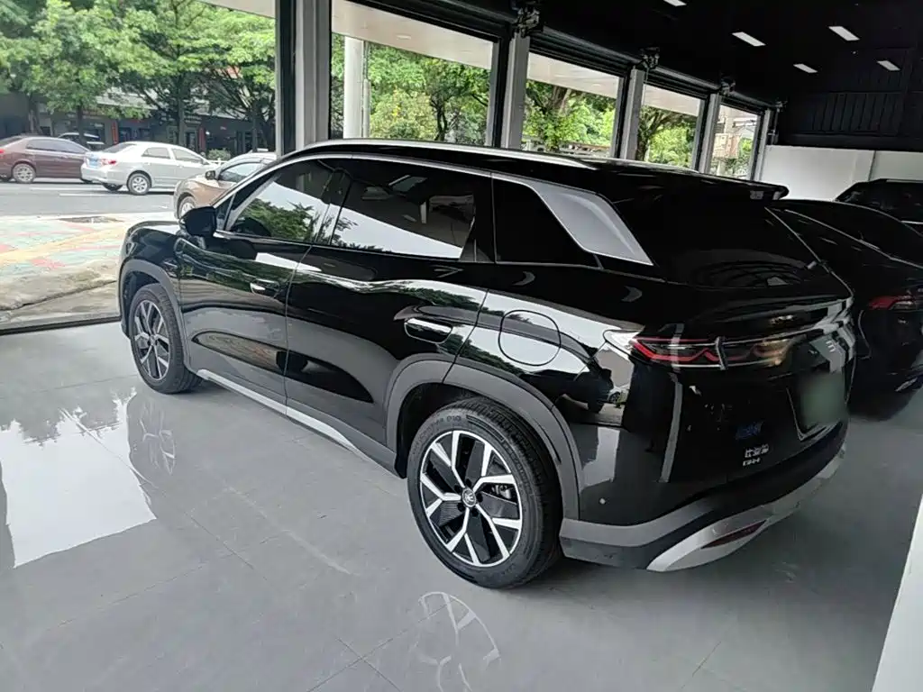 Song L DM-i 宋L DM-i 2026款 200 KM超越型
