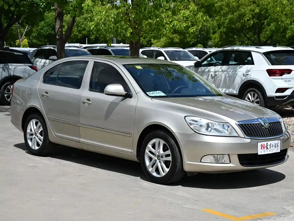 Octavia 1.4 TSI DSG Elegant