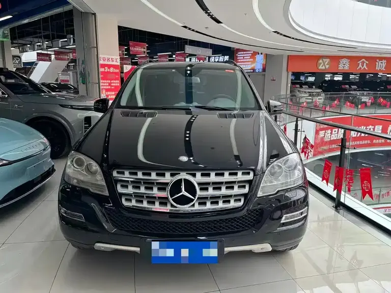 Mercedes-Benz M-Class ML 300 4 MATIC