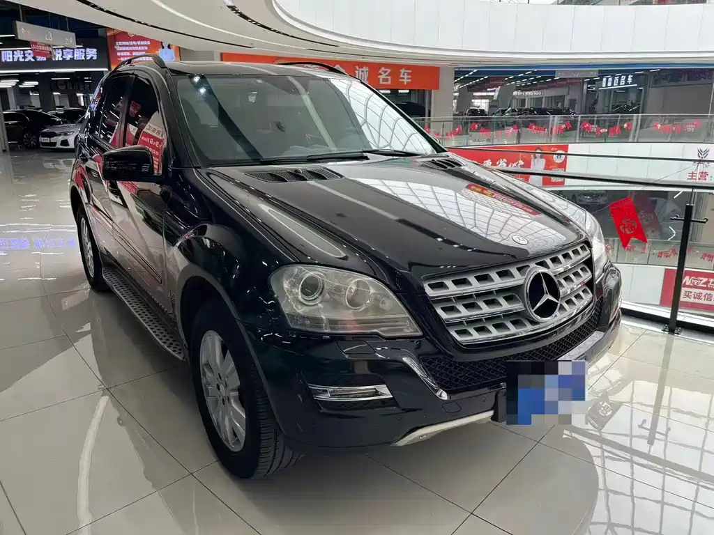 Mercedes-Benz M-Class ML 300 4 MATIC