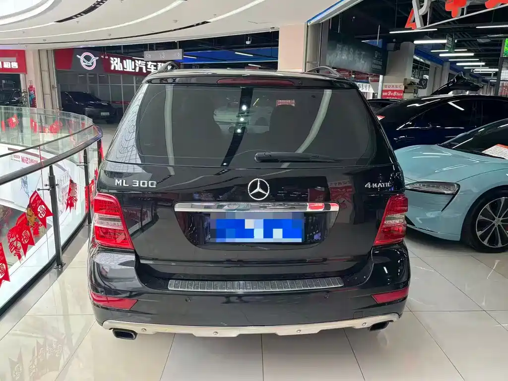 Mercedes-Benz M-Class ML 300 4 MATIC