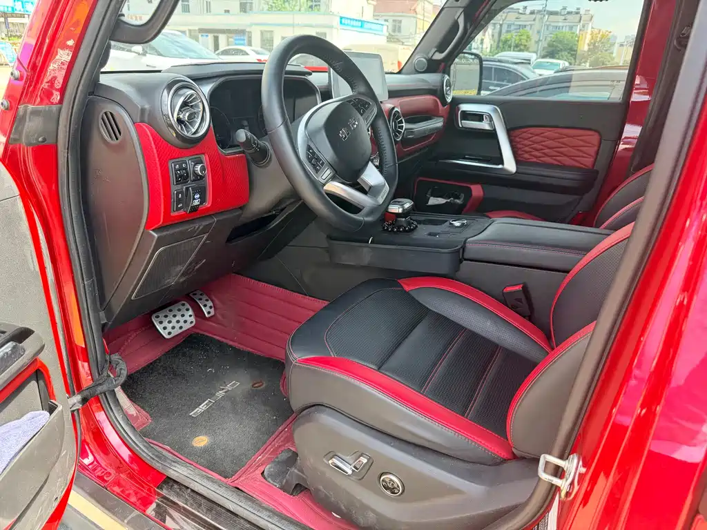 BAIC BJ40 2.0 T Auto 4 WD City Hunter Swordsman