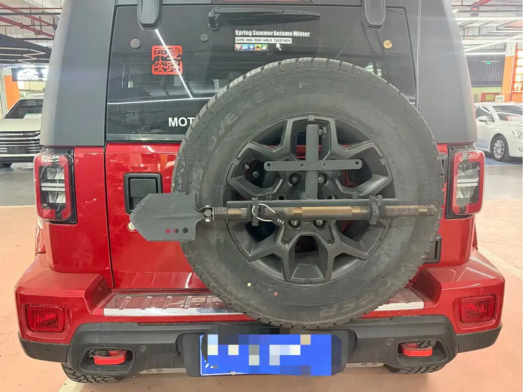 BAIC BJ40 2.0 T Auto 4 WD City Hunter Swordsman