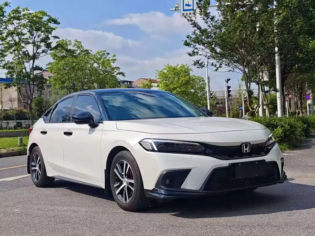 Civic HATCHBACK 240 TURBO CVT Extreme Leap