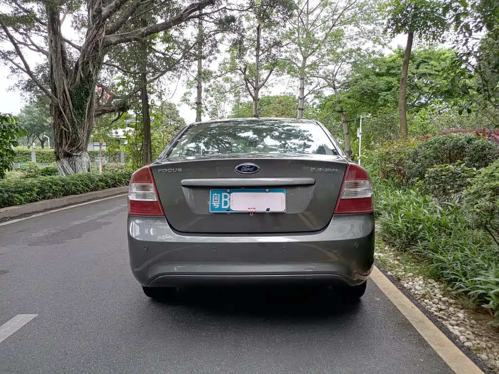 Focus Sedan Classic 1.8 L Auto Basic