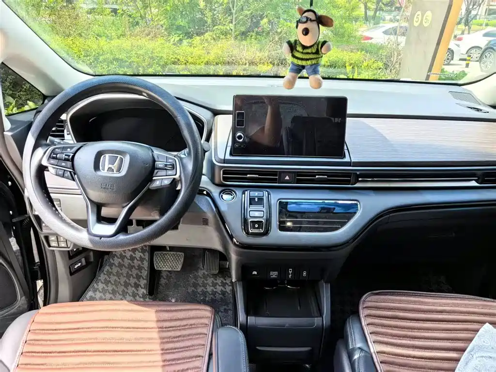 Odyssey 2.0 L e:HEV Sharp· Leading Enjoyment