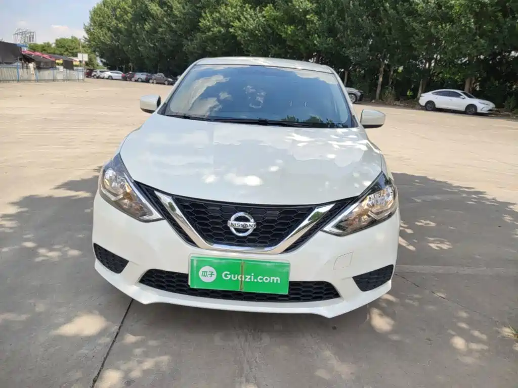 Sylphy Facelift III Classic 1.6 XE CVT Comfort