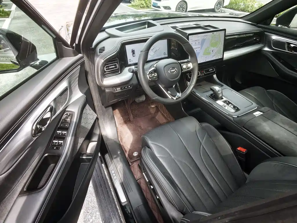 Trumpchi ES9 PHEV 143 km Max