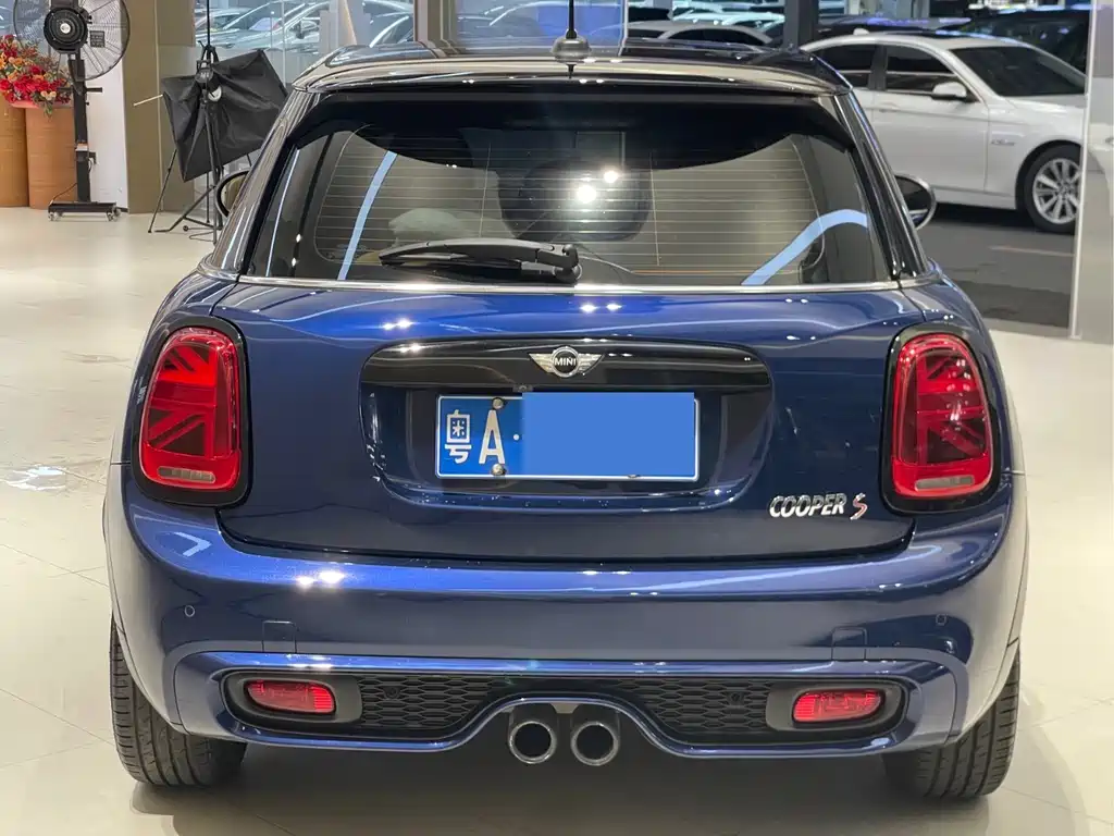 MINI 2.0 T COOPER S 5-door
