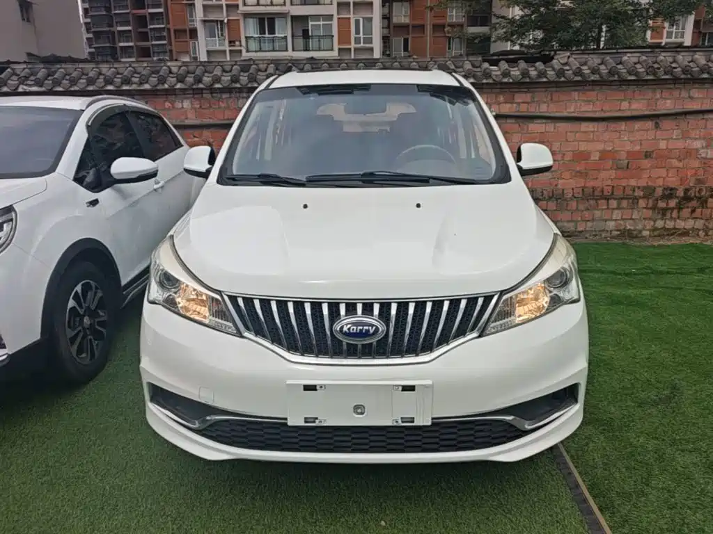 Karry K50 开瑞K50 2018款 1.5 L 手动天窗版