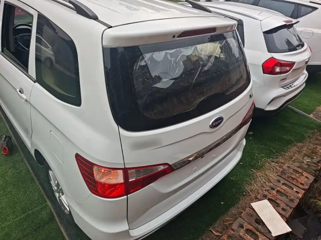 Karry K50 开瑞K50 2018款 1.5 L 手动天窗版