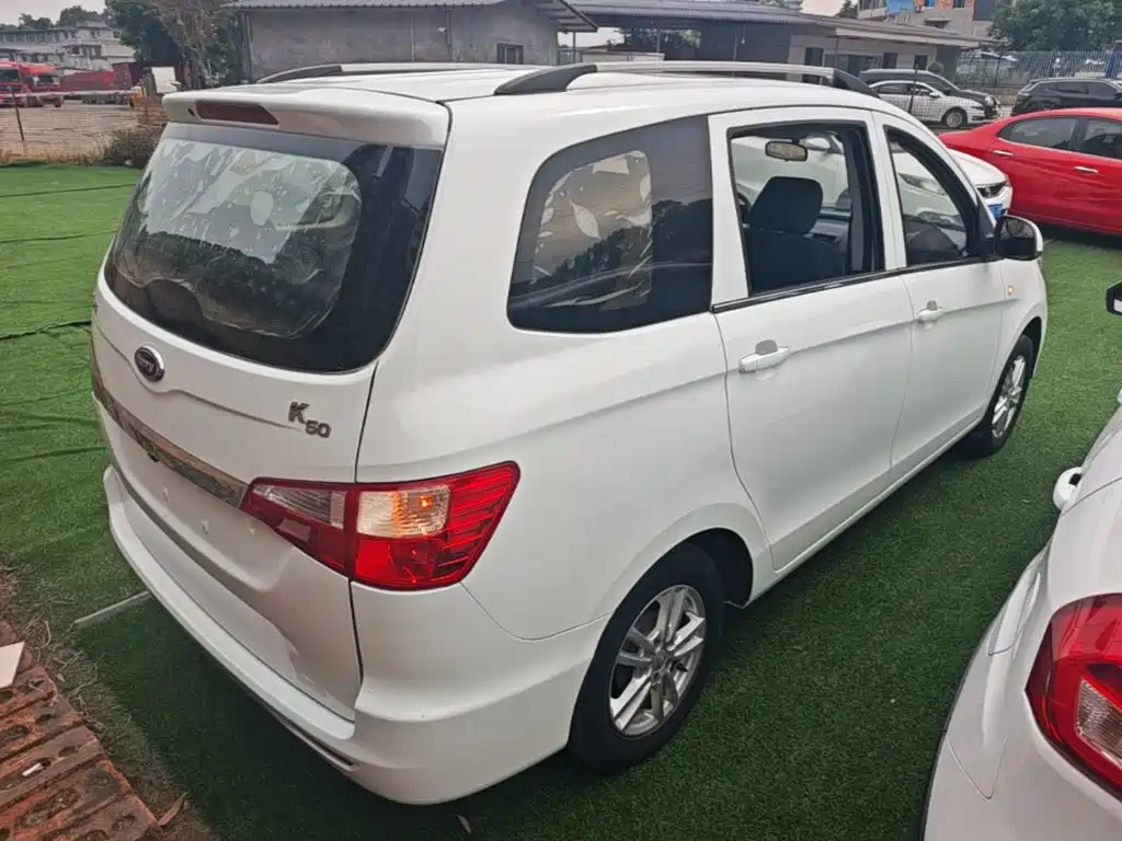 Karry K50 开瑞K50 2018款 1.5 L 手动天窗版