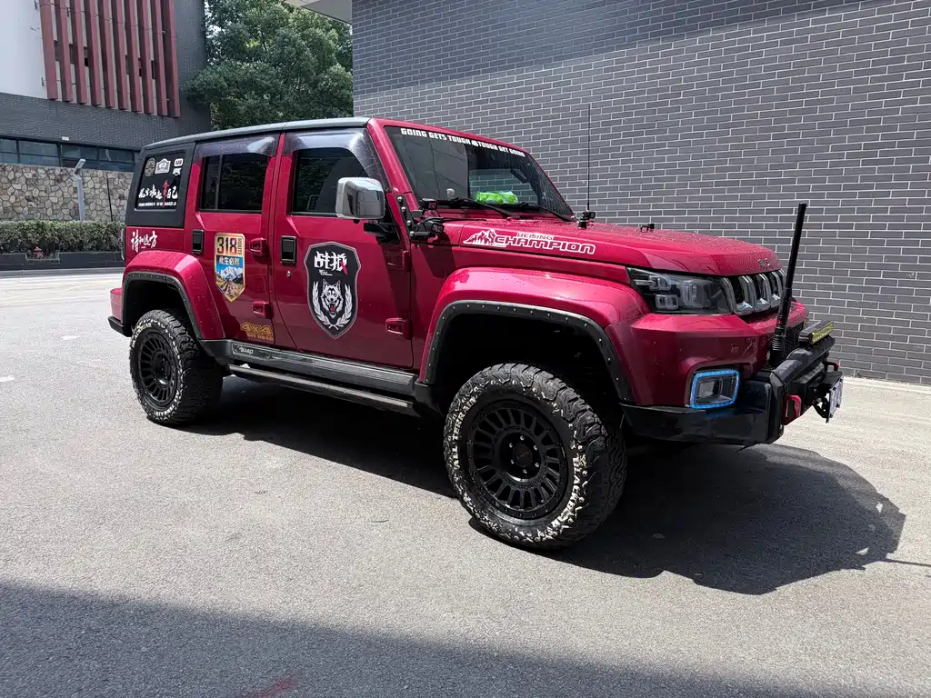 BAIC BJ40 PLUS 2.3 T Auto 4 WD Flagship CN-VI