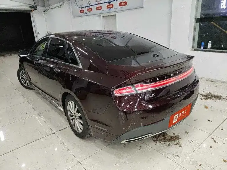 Lincoln MKZ 2.0 T Premium