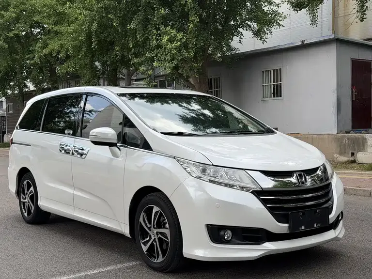 Honda Odyssey Facelift 2.4 L Smart Enjoyment