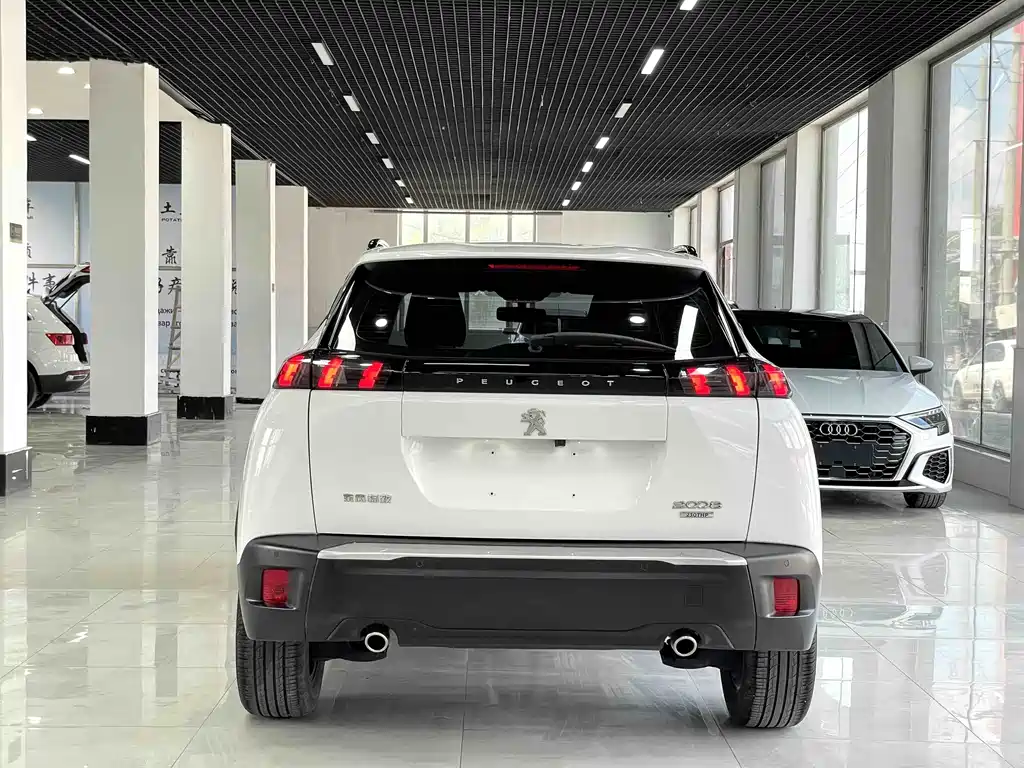 Peugeot 2008 2022 230 THP THE ONE