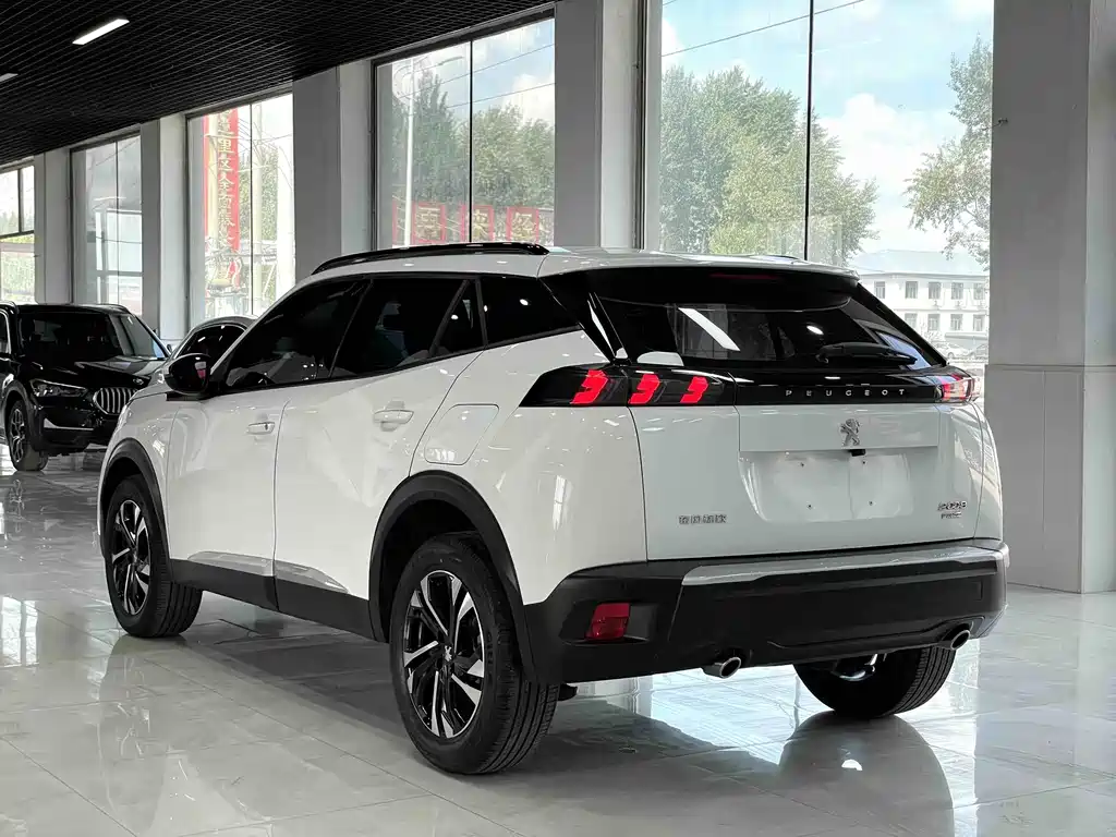 Peugeot 2008 2022 230 THP THE ONE